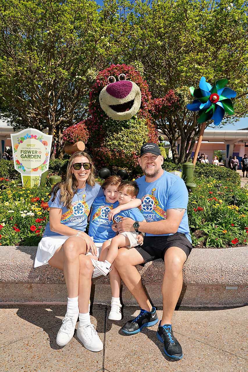 Image: A family enjoys the Flower Garden