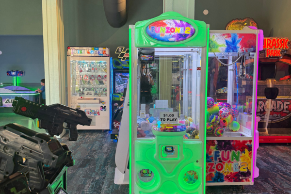 Image: The on-site arcade at voco Sandpiper Bay