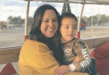 5 Local Farms in Miami to Visit This Fall for Family-Friendly Fun Image: A mother and son enjoy a hayride