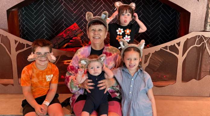 Image: Grandmother and grandkids at Great Wolf Lodge