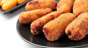 Image: A plate of Cuban croquetas