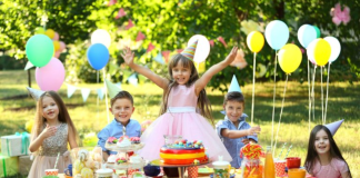 Image: Children at an outdoor birthday party