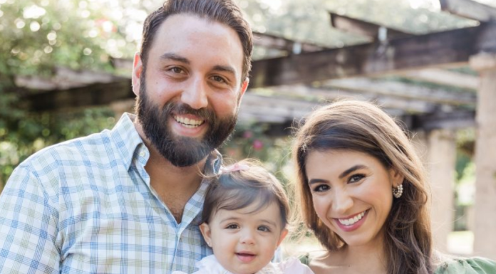 Miami Mom Collective Welcomes MIA Mom Alexandra Golovac Image: Alexandra and her family