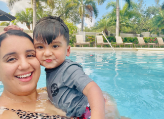 Image: A mother and son enjoying some pool time