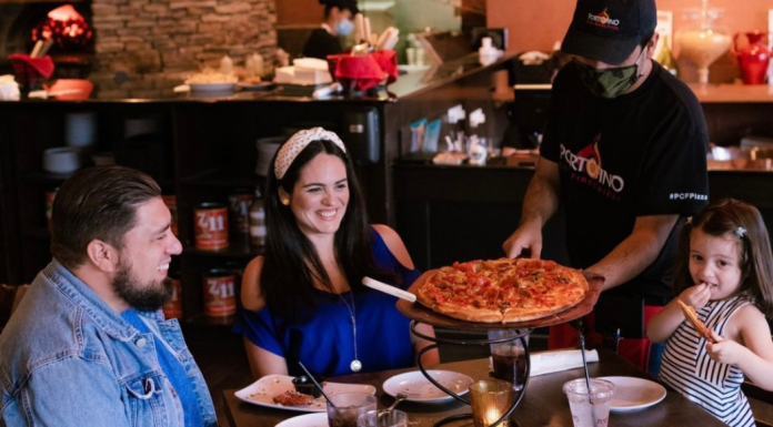 Restaurants in Homestead: My Top 5 Image: Diana and her family enjoying a meal at Portofino Coal Fired Pizza in Homestead