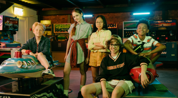 Parents Want to Say “Yes” to Their Teens! Images: Teenagers hanging out at the arcade