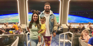 Space 220 Restaurant | Disney Dining Series Image: Daniella's family at Space 220