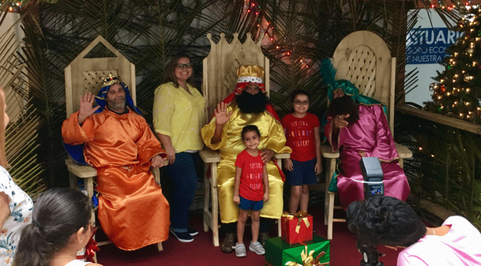 Children pose with The Three Kings in Puerto Rico