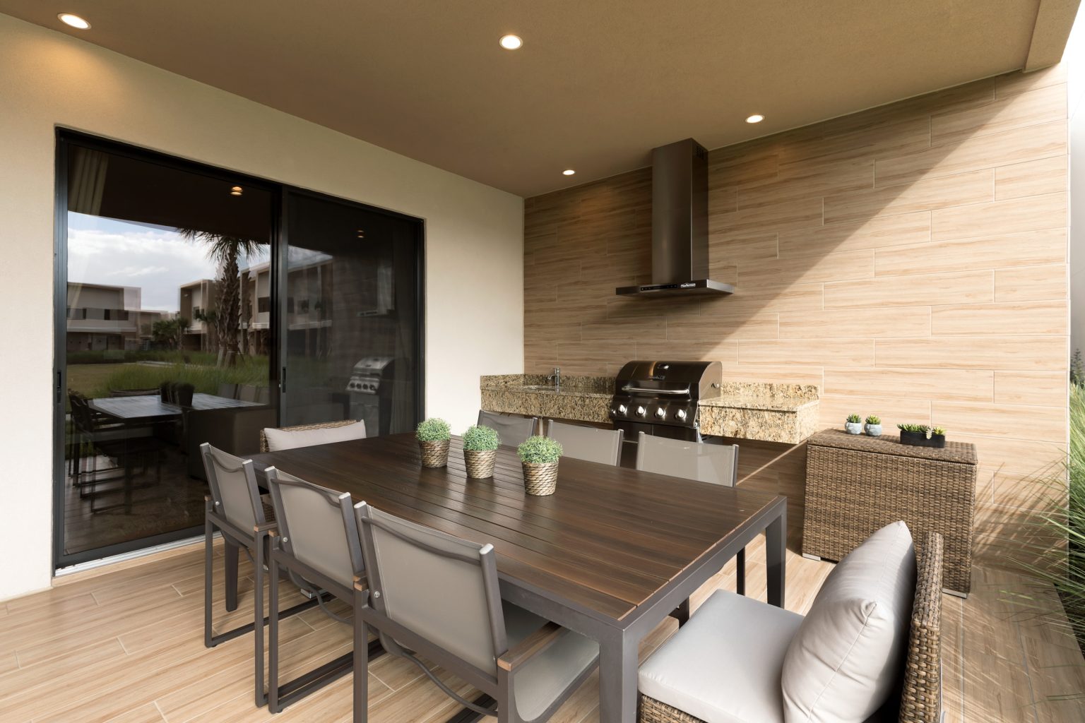 Patio_BBQ_3_and_4_BDR