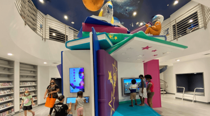 Families enjoying the Cybrarium in Homestead