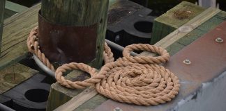 Ropes on a dock in the shape of Mickey Mouse