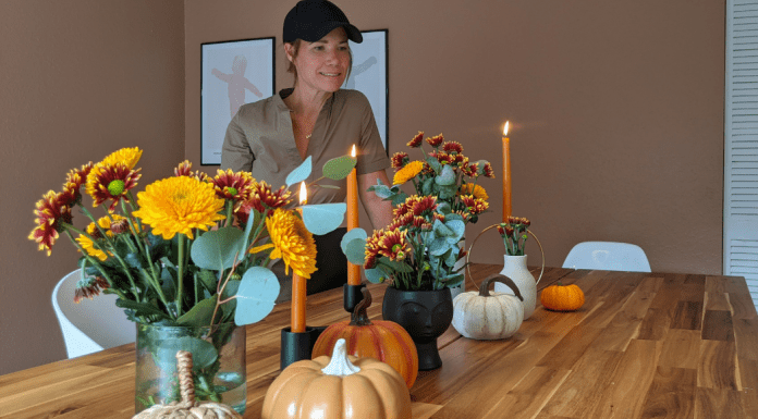 Get the Fall Feeling in Miami Image: Rachel decorating her dining table with fall flowers (Get the Fall Feeling in Miami Rachel Hulsund Contributor Miami Mom Collective)