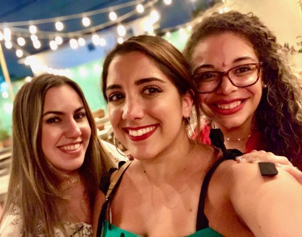 Summer Makeup Trends for Moms: Let it Glow Alexa Gonzalez Miami Mom Collective
