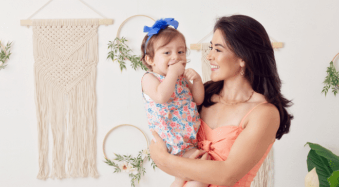 (De dónde viene el Día de la Madre y qué me hace pensar Ana Gabriela Caballeros Contributor Miami Mom Collective)