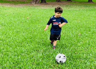 Super Soccer Stars: An Awesome Choice for your Kids Super Soccer Stars: An Awesome Choice for your Kids! Ana-Sofia DuLaney