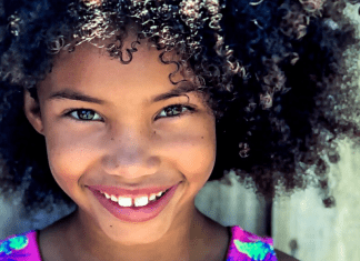 A little girl with a big smile (Dental Emergencies: Keep Calm & Call Dr. Bob Lynda Lantz Contributor Miami Mom Collective)