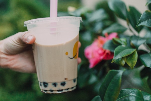 Someone holding a plastic cup (Kristen Llorca Contributor Miami Mom Collective)