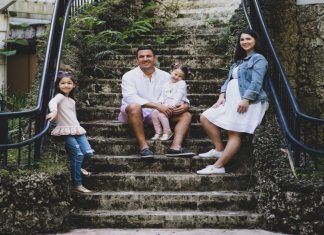 Aymee's family (Miami Mom Collective Welcomes MIA Mom Aymee Blanco Contributor)