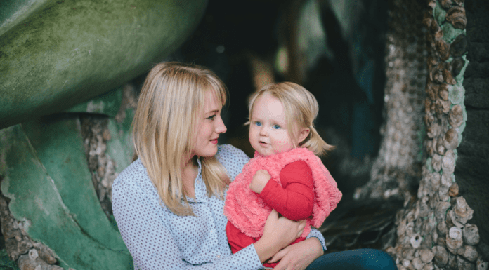 Single Mom: Loving for Two Image: A mother holding her toddler-aged daughter (Single Mom: Loving for Two Kristin Parke Contributor Miami Mom Collective)