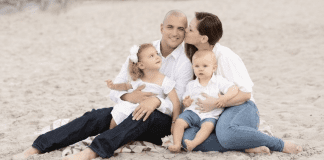Lorena with her family (Miami Mom Collective Welcomes MIA Mom Lorena Lougedo-Rodriguez Contributor)
