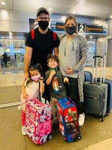 Consejos para viajar en época de fiestas Valerie Barbosa Contributor Miami Mom Collective