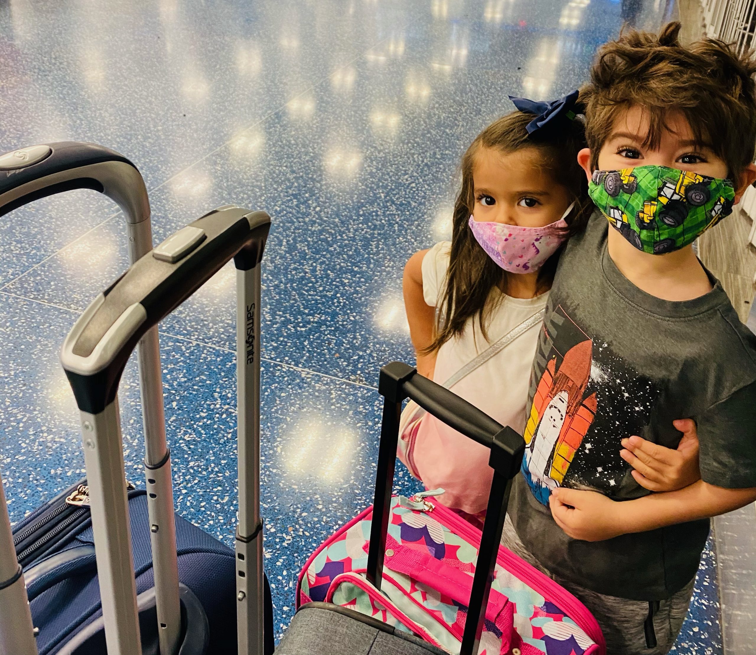 Safe Travel: Tips for Traveling Over the Holidays Valerie Barbosa Contributor Miami Mom Collective
