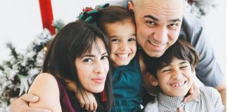 Mamá emprendedora: Cómo conectar con el espíritu de la Navidad Macy Calderon Contributor Miami Mom Collective