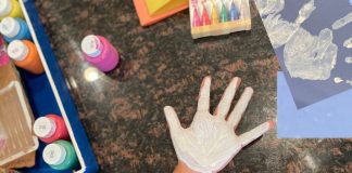 Hanukkah Crafts: 3 Super Simple Menorah Crafts for Kids Hanukkah Crafts: 3 Super Simple Menorah Crafts for Non-Crafty Moms Rachelle Haime Contributor Miami Mom Collective