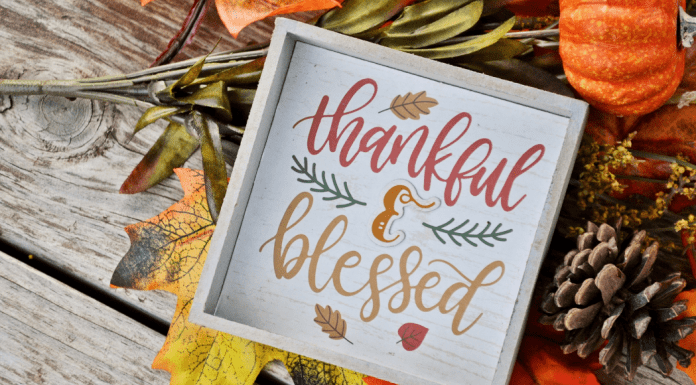 3 Ways to Practice Gratitude With Your Kids | Dr. Bob Pediatric Dentist 3 Ways to Practice Gratitude With Your Kids | Dr. Bob Pediatric Dentist Lynda Lantz Contributor Miami Mom Collective