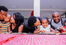 Image: Smiling family members at a family gathering