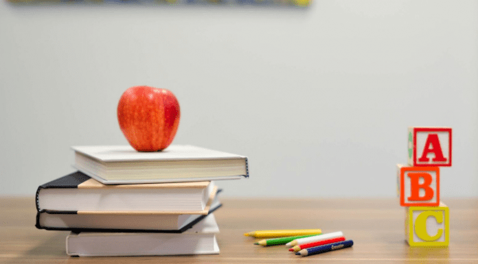 So You Think You Want to be Homeschooling in Miami? Becky Gonzalez Contributor Miami Mom Collective