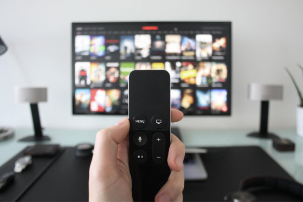 Top 6 Date Night Movies to Watch on Netflix Zoe Costa Contributor Miami Mom Collective