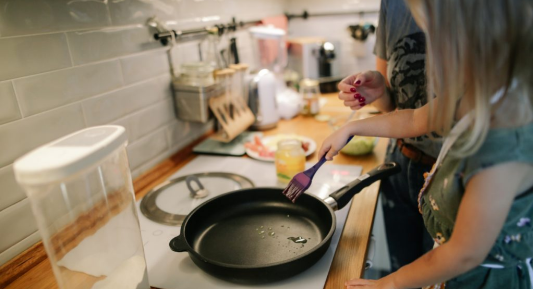 Household Chores: The Importance of Involving Your Kids Household Chores: The Importance of Involving Your Kids Gabriela Morales Contributor Miami Moms Blog