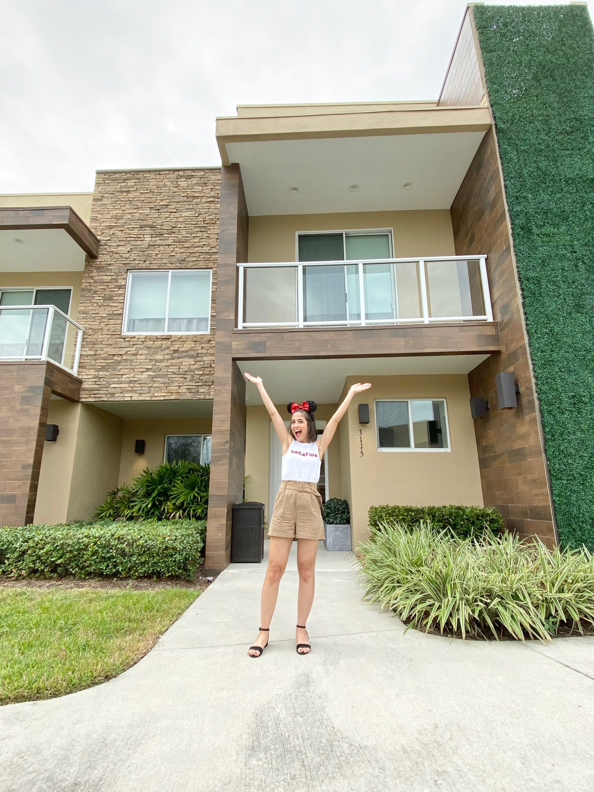 Magic Village Yards: A Home Away From Home Near Disney Miami Moms Blog Becky Salgado