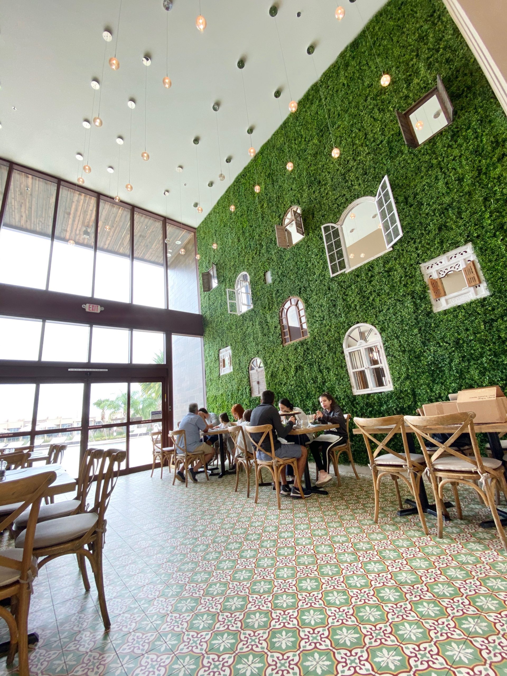 MVY Restaurant Villagio Miami Moms Blog Becky Salgado Contributor