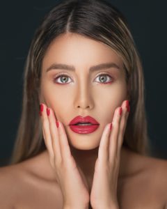 Fall Ready: How Can I Update My Look Without Breaking the Bank? Sharon Sharifi Contributor Miami Moms Blog