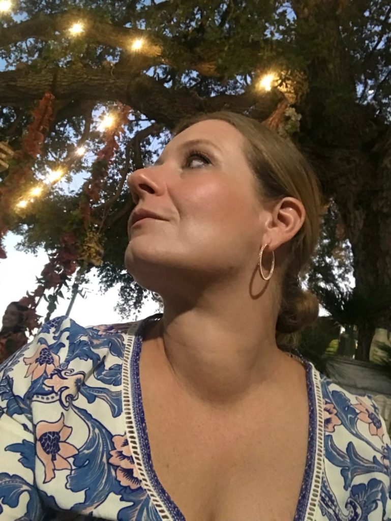 neck before thyroid surgery Miami Moms Blog 